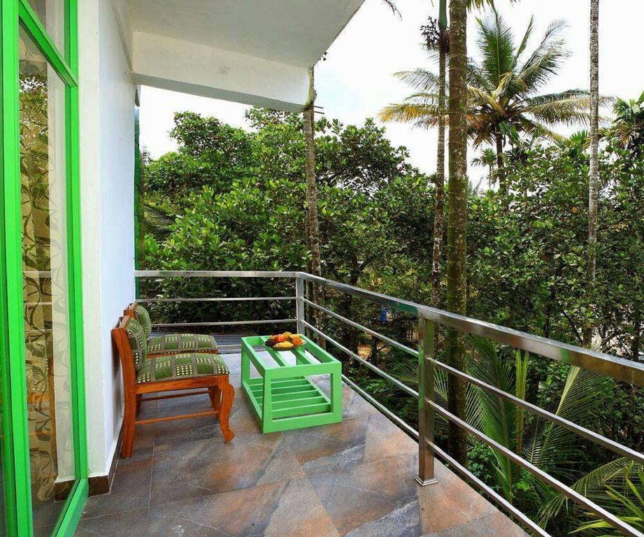Thekkady Spice Valley Holiday Hotel Exterior photo